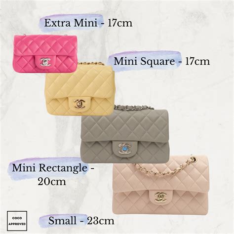 chanel flap 大小|Chanel flap bag size.